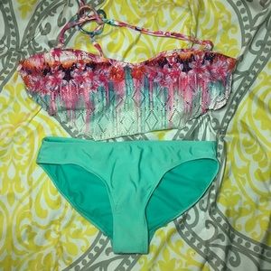 Floral bikini set!